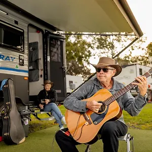 Landsborough Holiday Park Campsite Landsborough